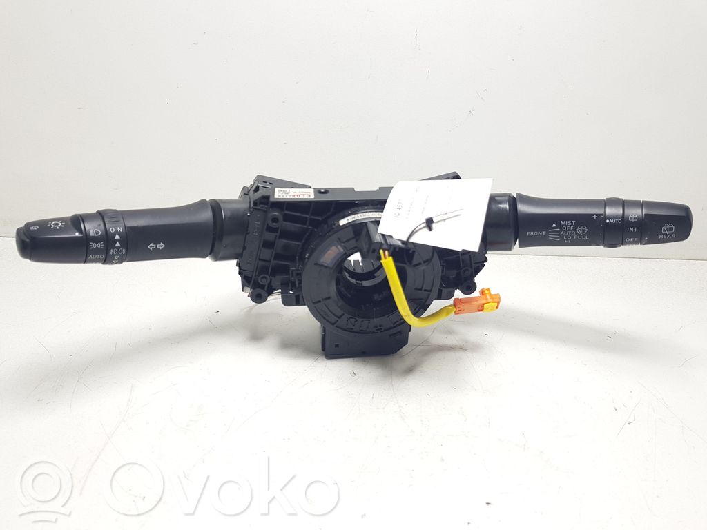 Mitsubishi Outlander Interruptor/palanca de limpiador de luz de giro 