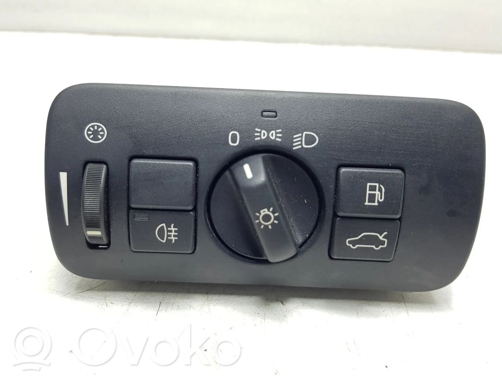 Volvo XC60 Light switch 