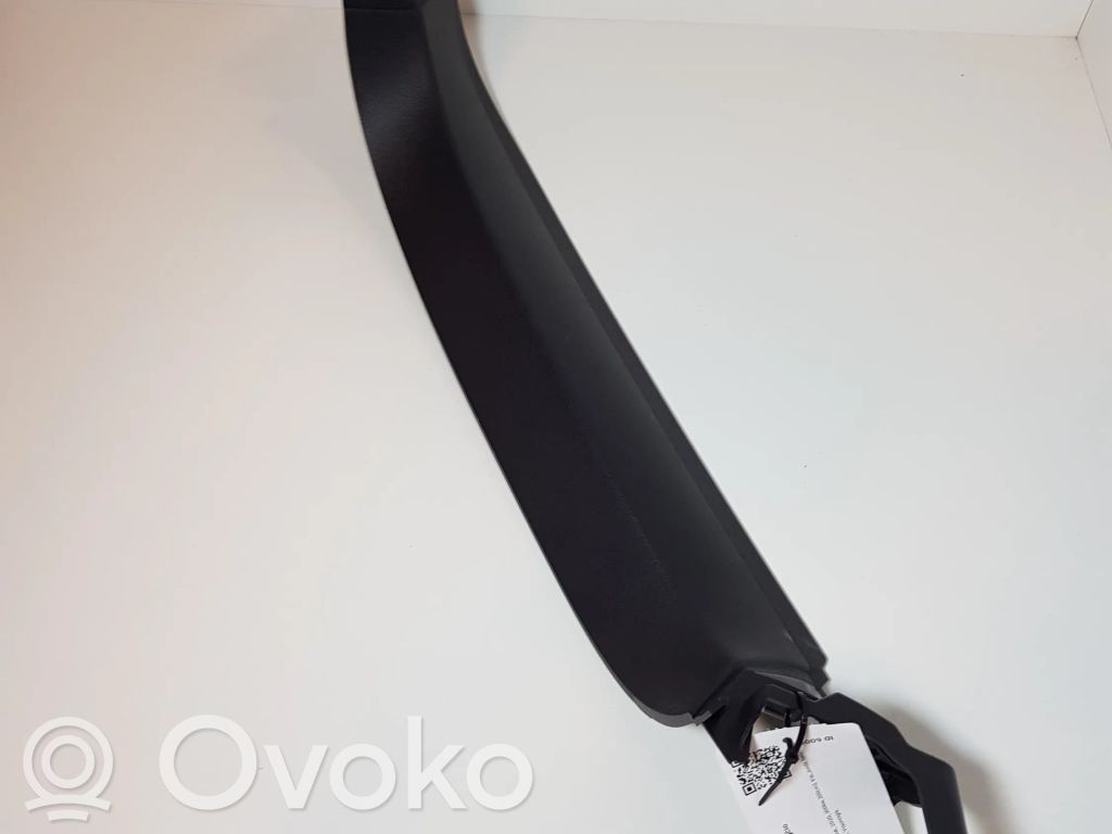 Audi e-tron Tailgate trim 
