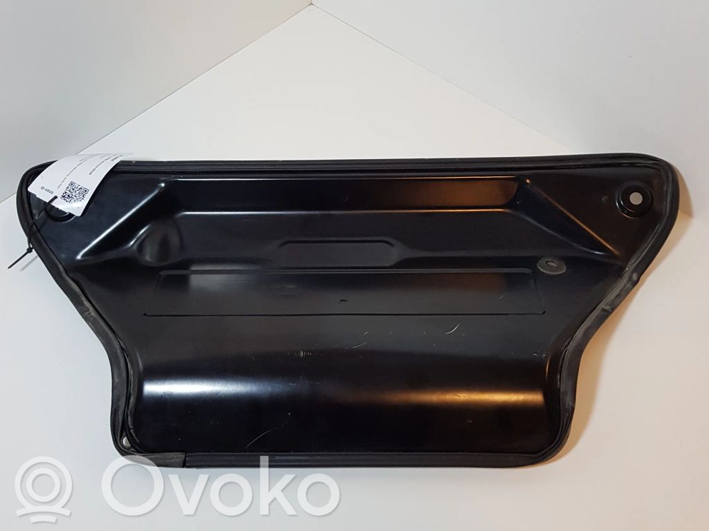 Other engine bay part   4KE805713