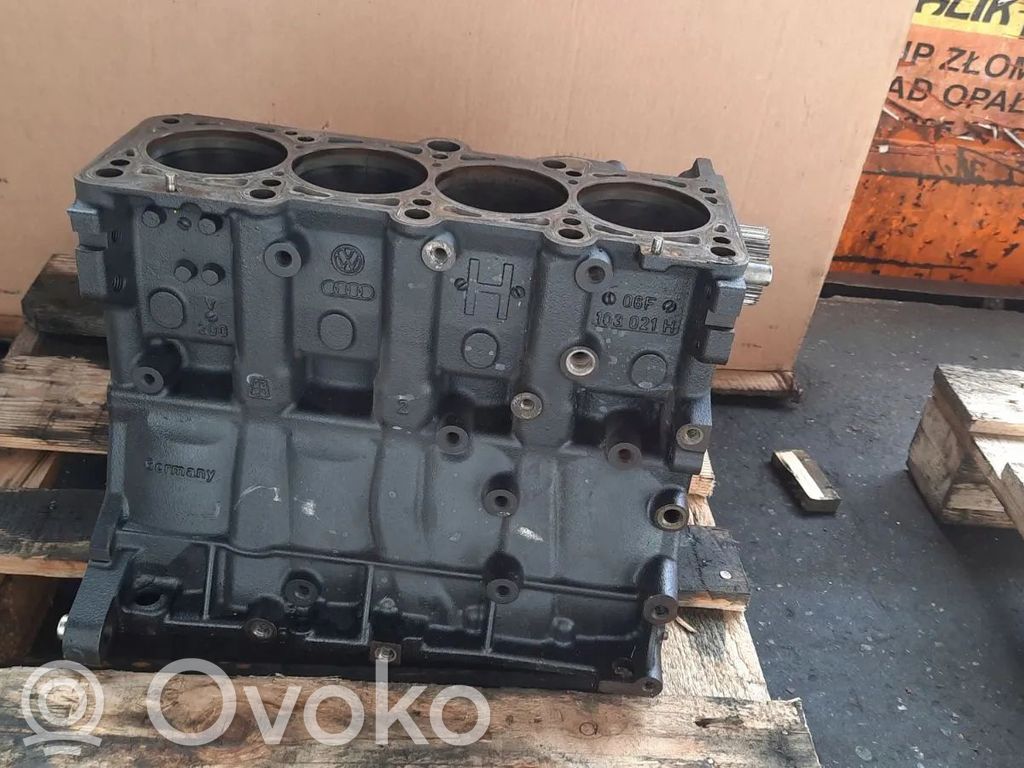 Audi A3 S3 8P Bloque de motor 