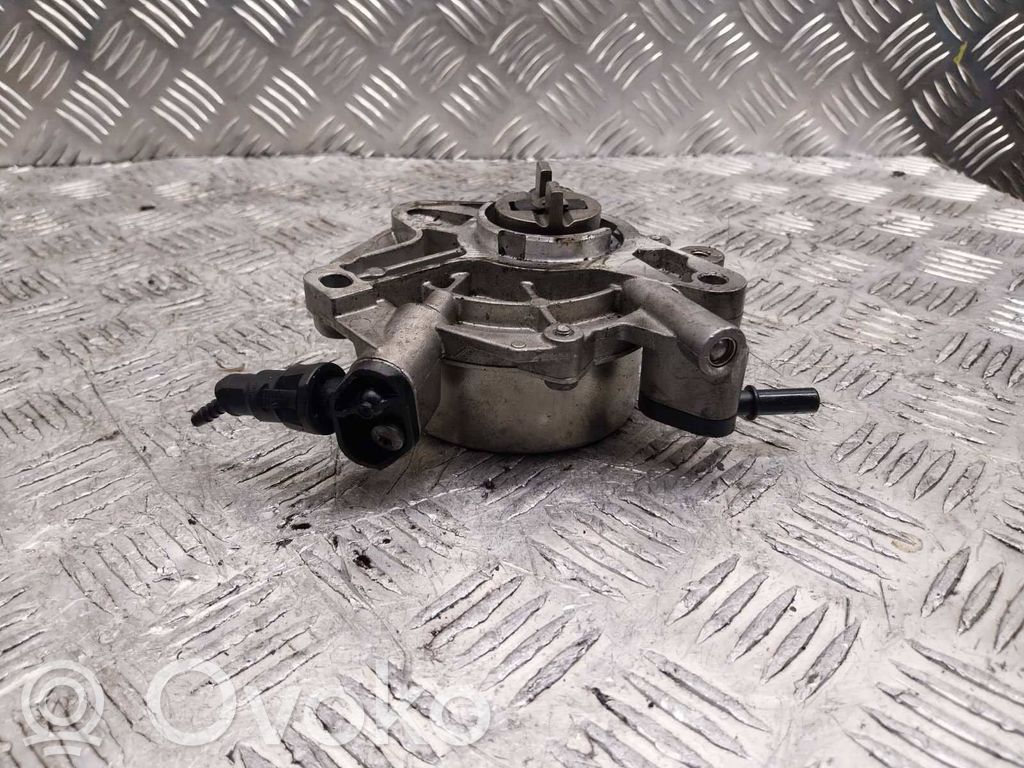 Vacuum pump   231302