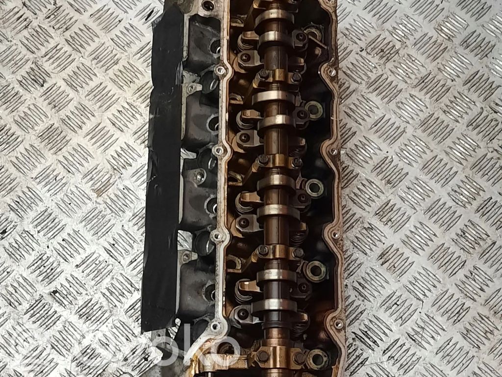 Jeep Grand Cherokee Engine head 