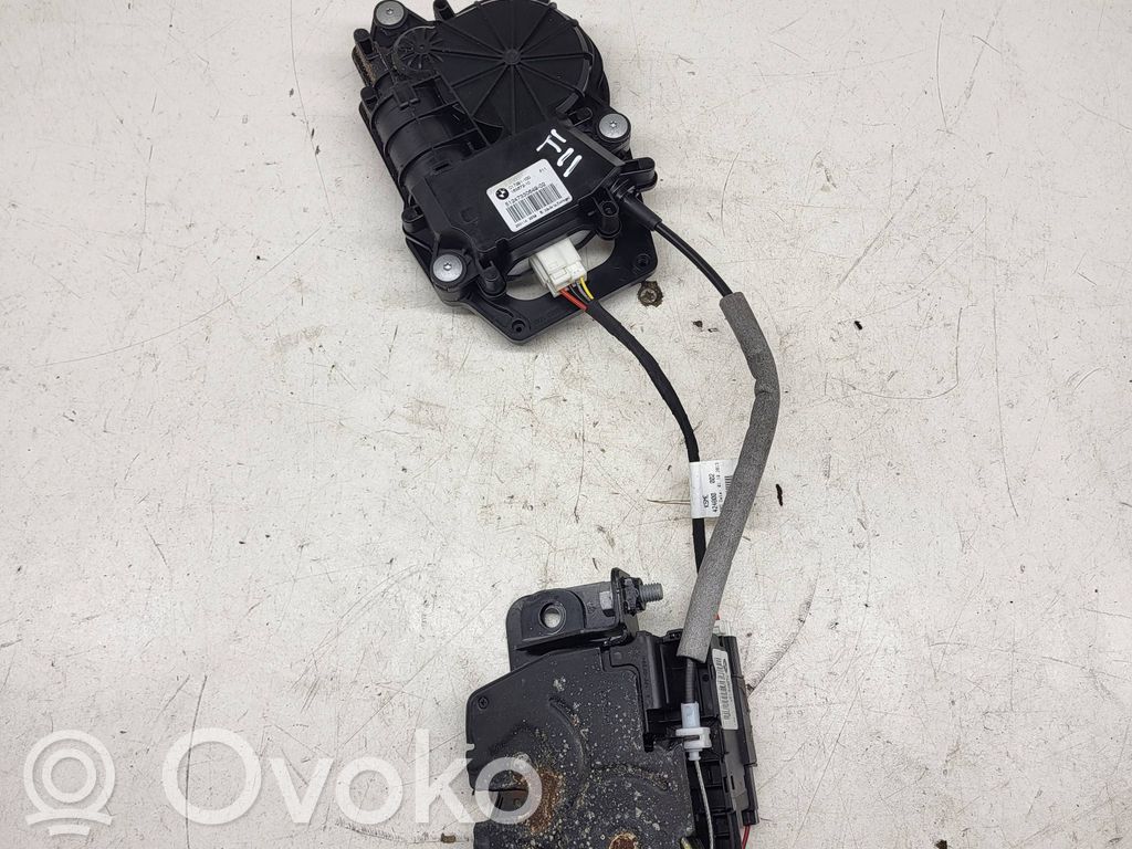 BMW 5 F10 F11 Siłownik elektryczny podnoszenia klapy tylnej / bagażnika 