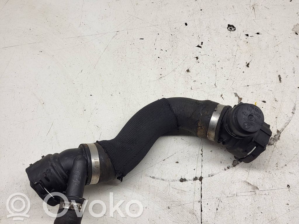 BMW X5 E70 Conductă/furtun lichid de răcire motor 