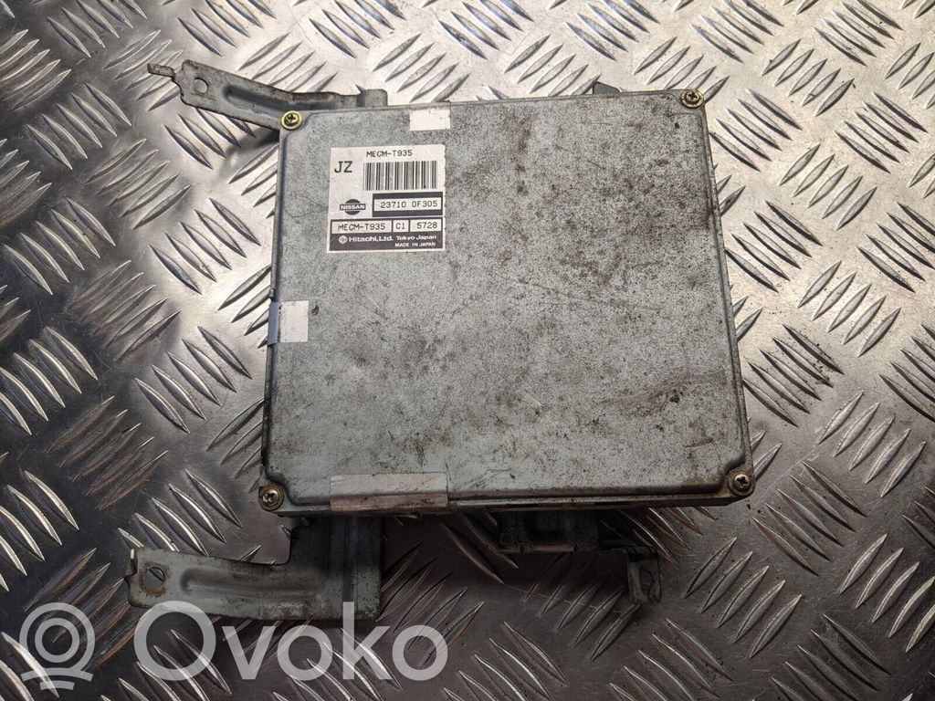 Nissan Terrano Engine control unit/module 