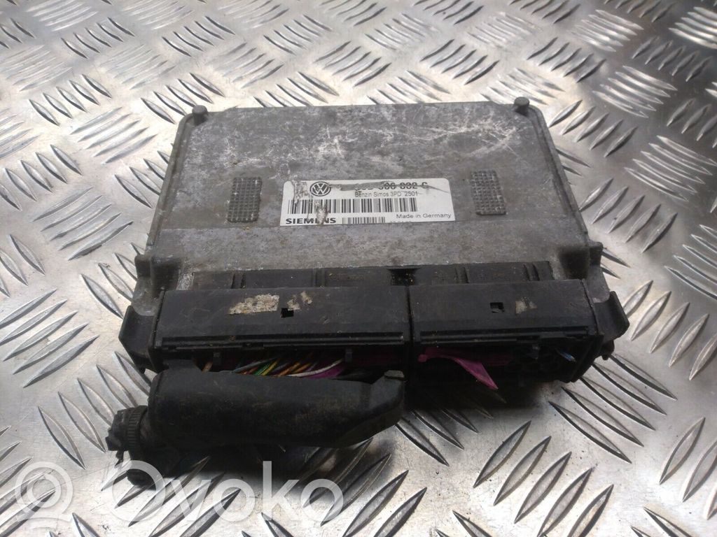 Engine control unit/module   03D906032C,5WP4012403