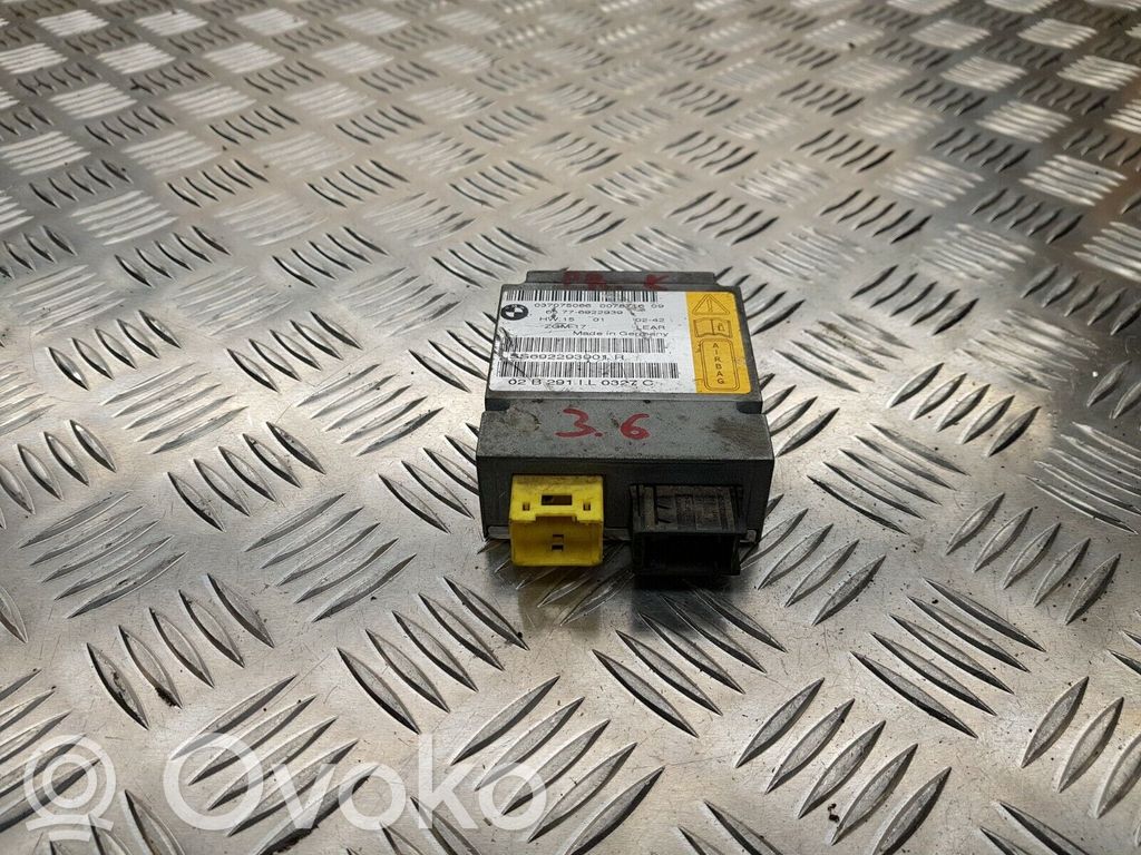 Airbag control unit/module   6922939