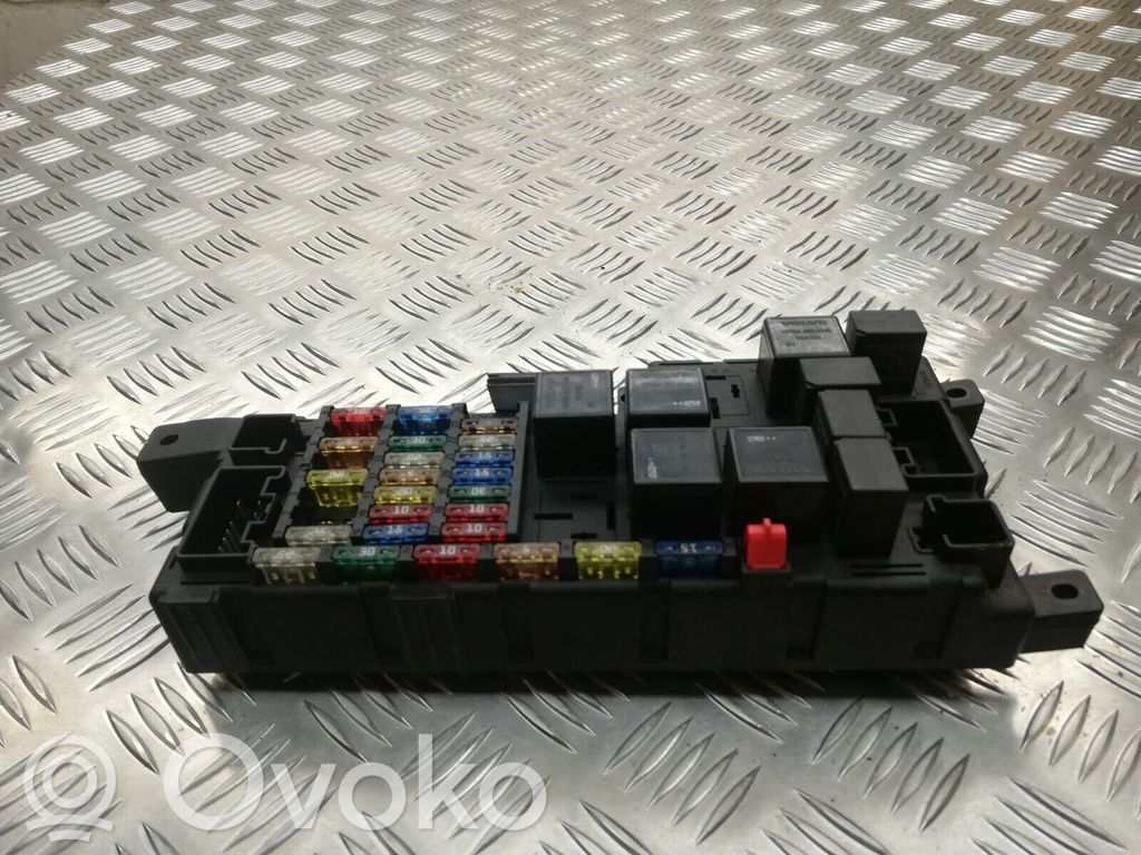 Módulo de fusible   8678449DIEP2X