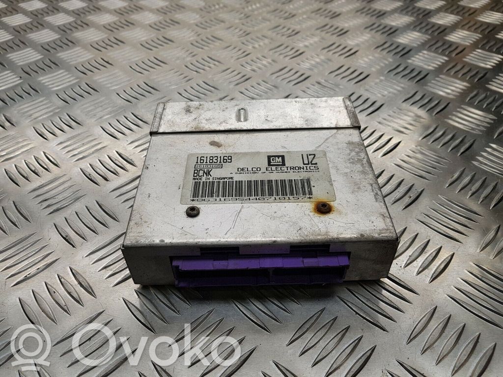 Opel Vectra A Engine control unit/module 