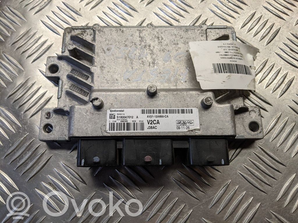 Unidad de control/módulo del motor   AV2112A650CA