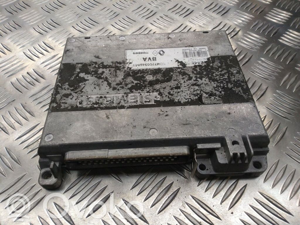 Renault Clio II Engine control unit/module 