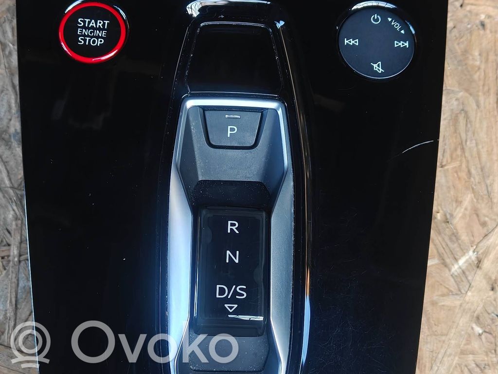 Audi A3 8Y Manetki / Pokrętła / Łopatki zmiany biegów 