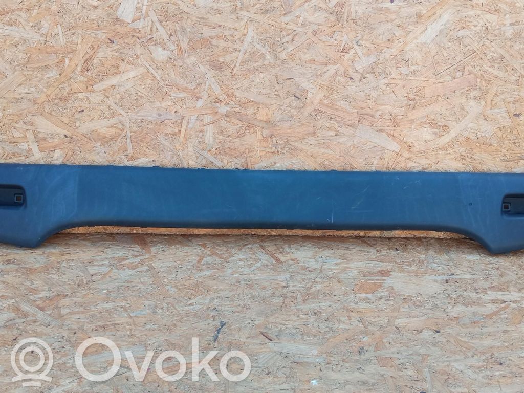 Peugeot 107 Zierleiste Stoßstange Stoßfänger hinten 