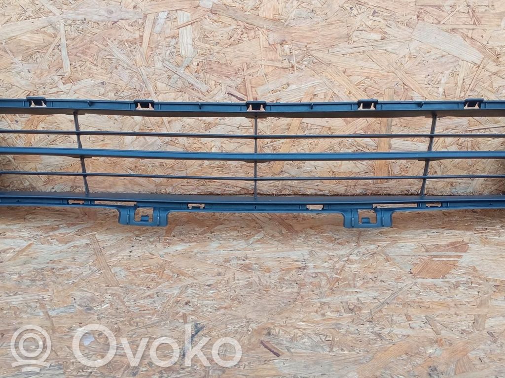 Front grill   GS1D501T1