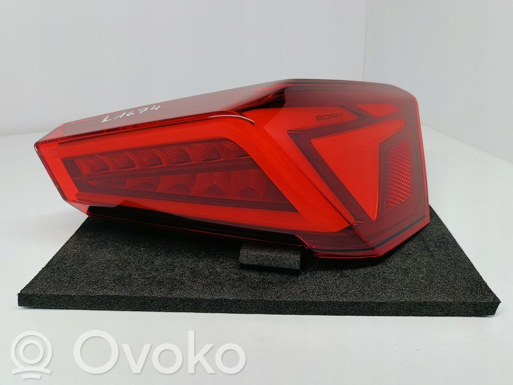 Headlight/headlamp   10E945096A