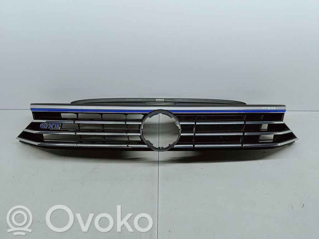Volkswagen PASSAT B8 Atrapa chłodnicy / Grill 