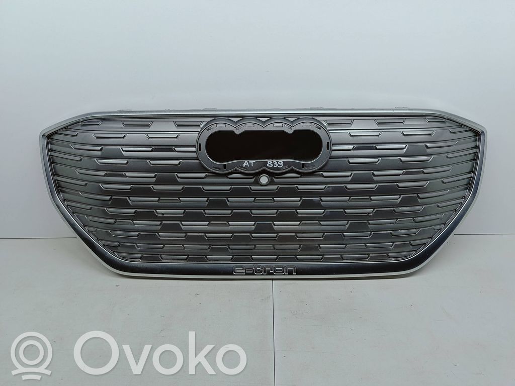 Audi Q4 Sportback e-tron Grilă radiator față 