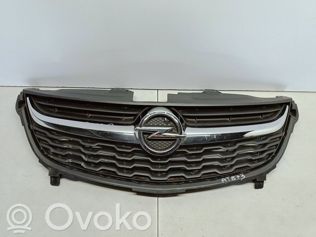 Opel Karl Front bumper upper radiator grill 