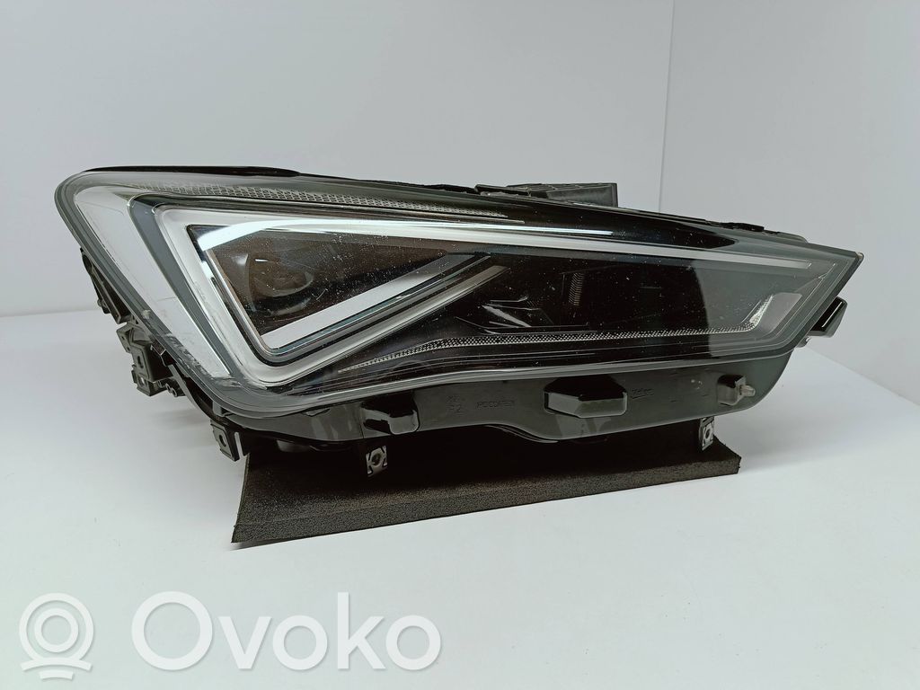Seat Leon IV Lampa przednia 