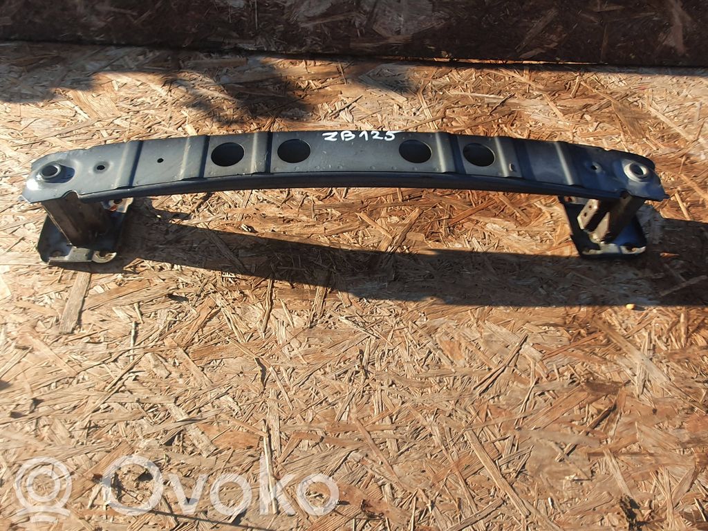 Mazda 3 Aizmugurē bampera balka 