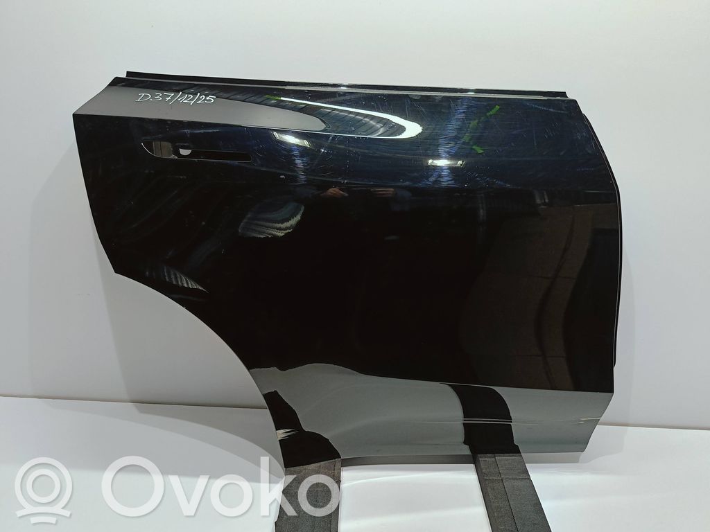 Tesla Model Y Galinės durys 