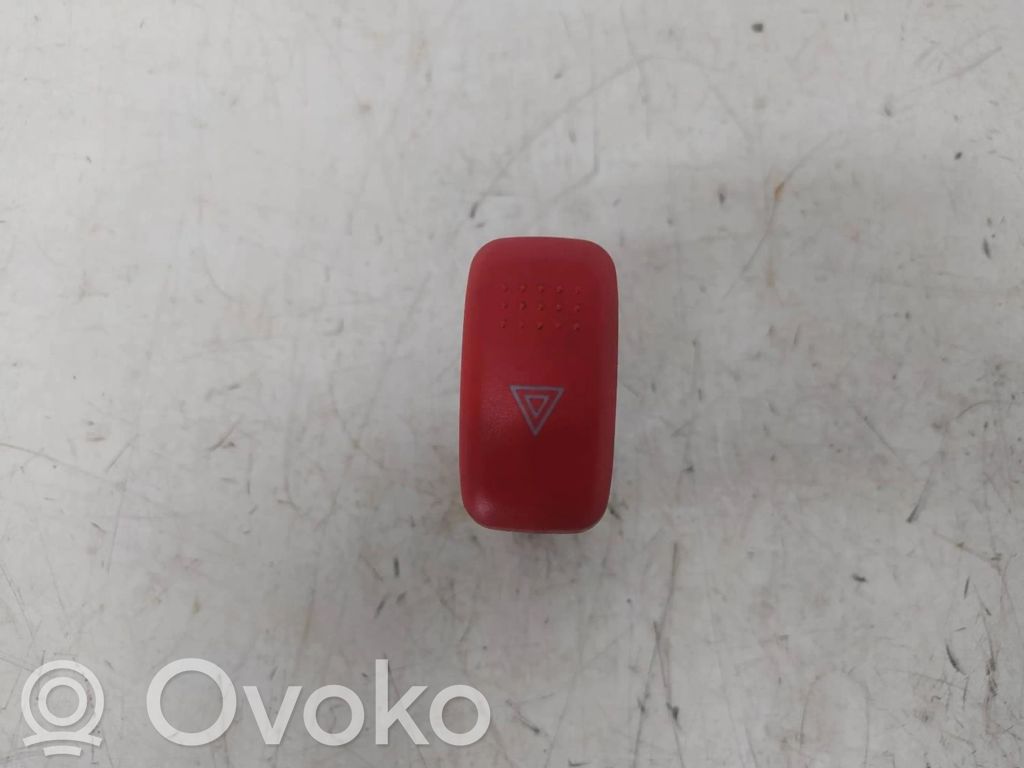 Botón interruptor de luz de peligro
