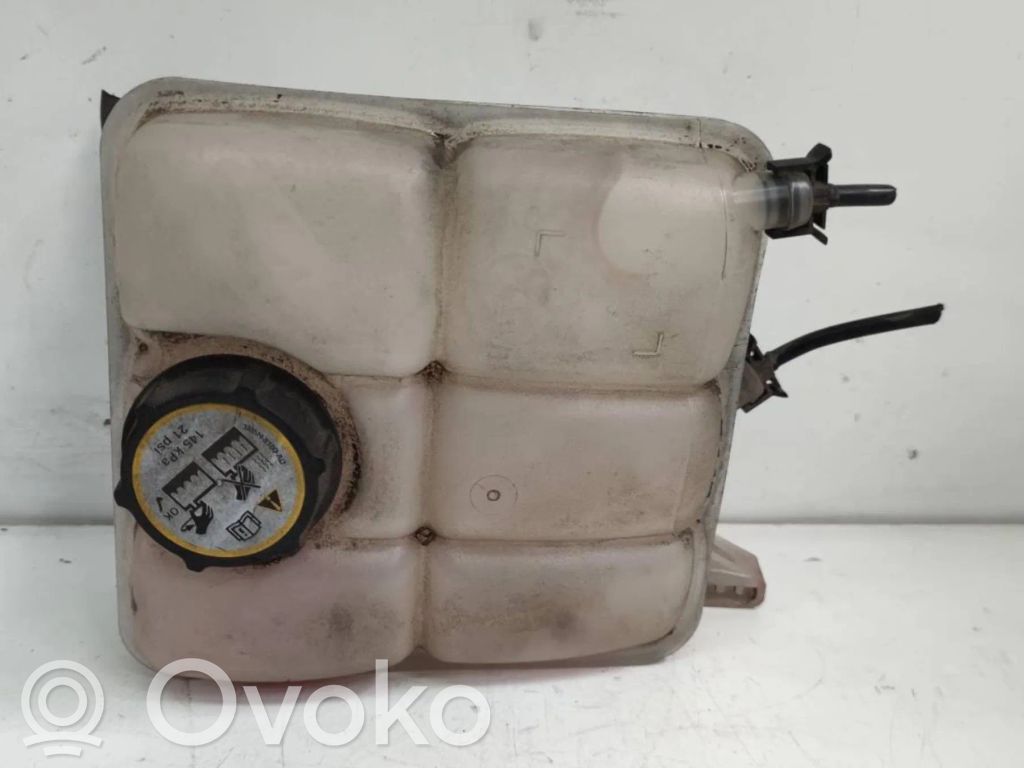 Kuro išsiplėtimo bakelis   8V618K218AE