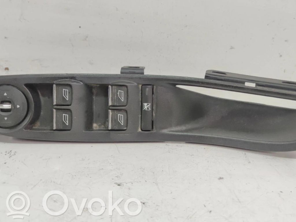 Electric window control switch   AM5T14A132AA,AM5T14A132AA