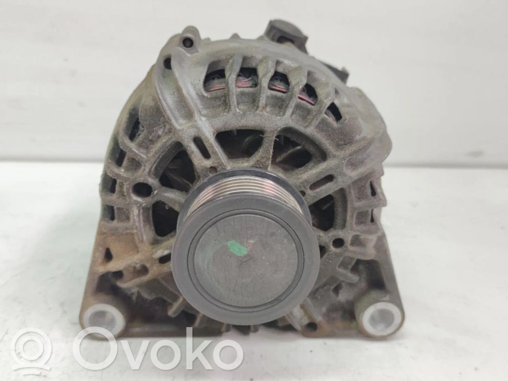 Alternador   AV6N10300MB