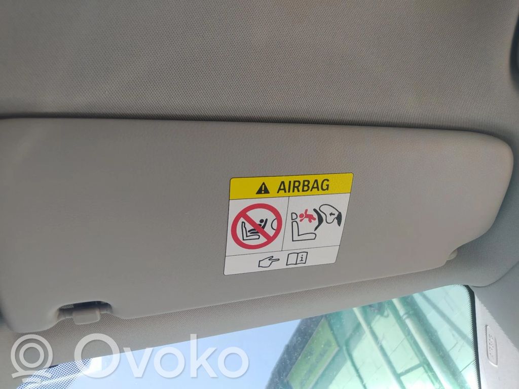 Sun visor
