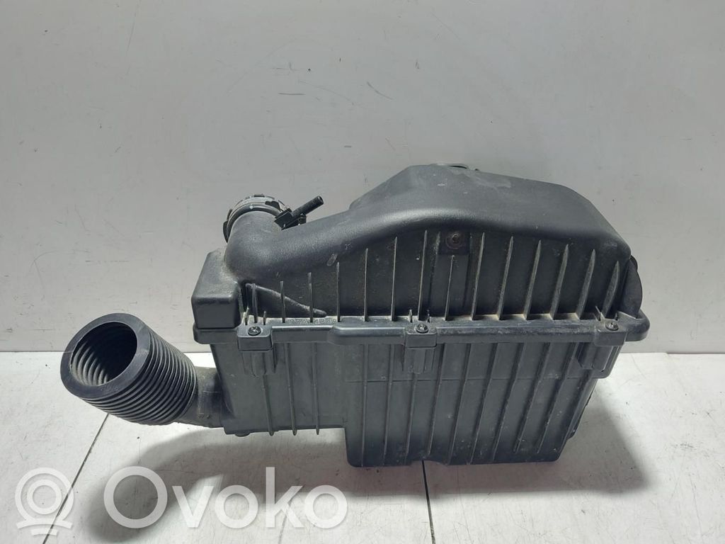 Air filter box   9670851880