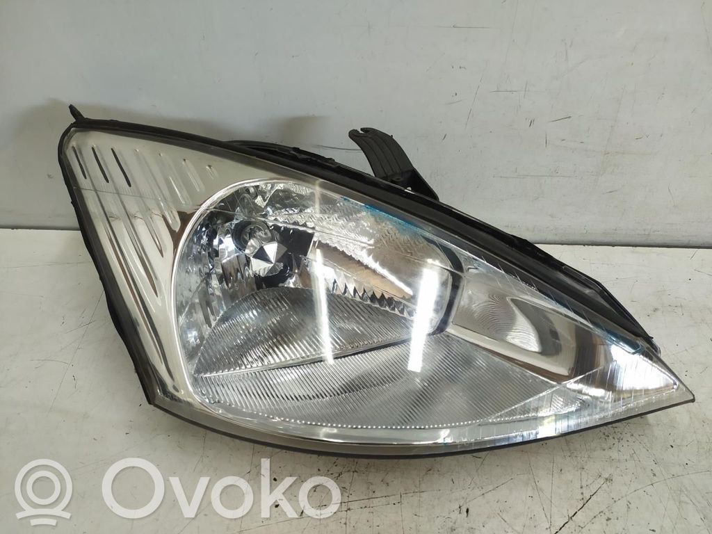 Ford Focus Priekšējais lukturis 