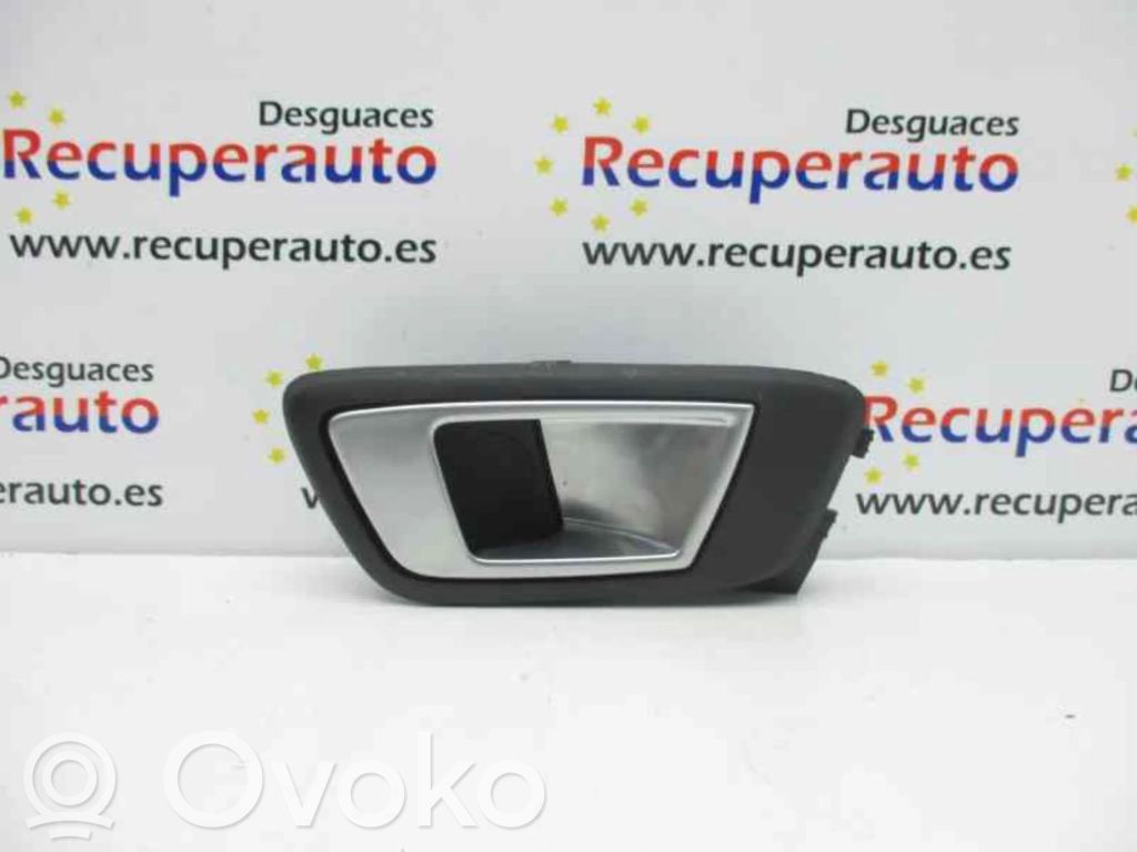 Rear door interior handle