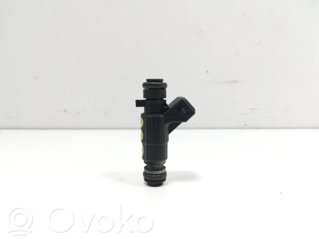 Inyector de combustible   030906031E