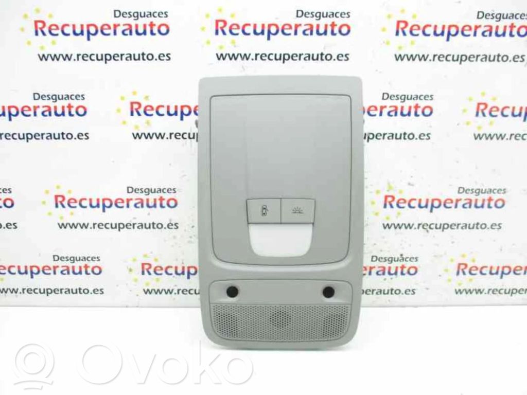 Otras luces interiores   8X0947135AL