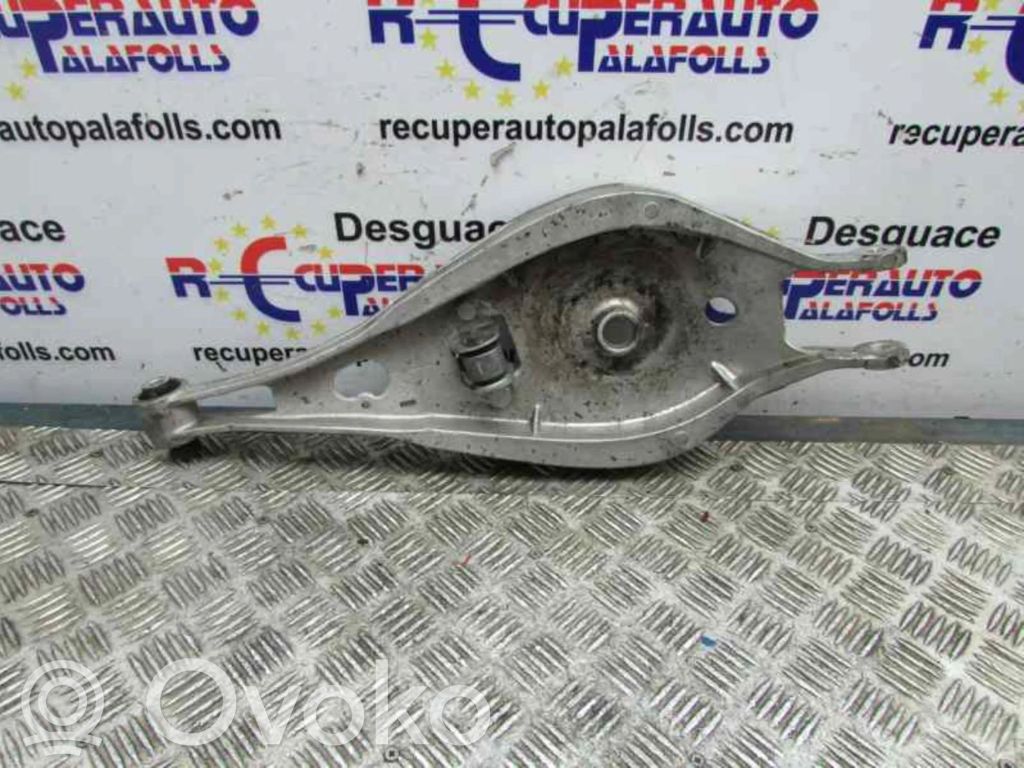 Rear control arm   10948900