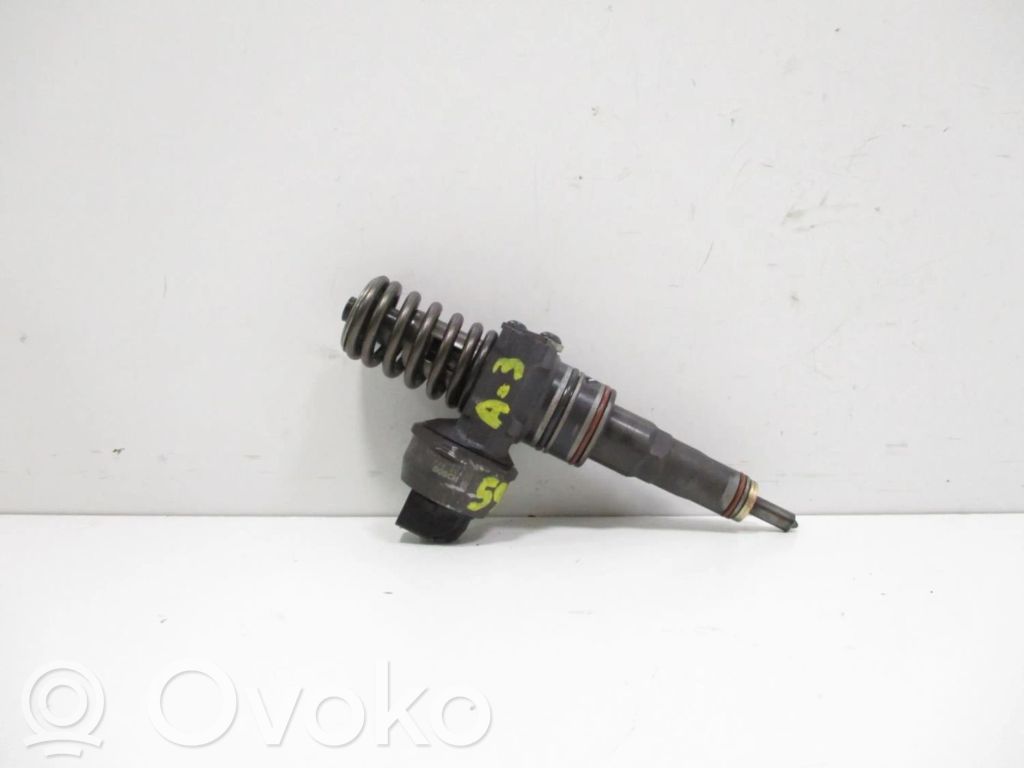 Inyector de combustible   038130073AL