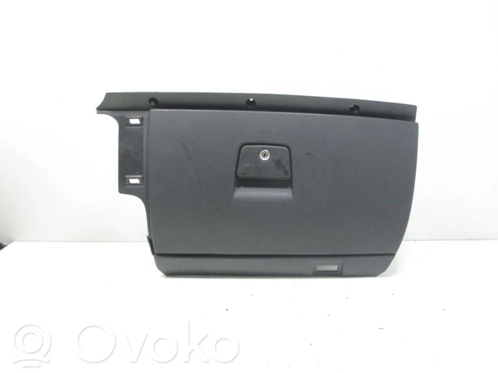 Glove box   8626141