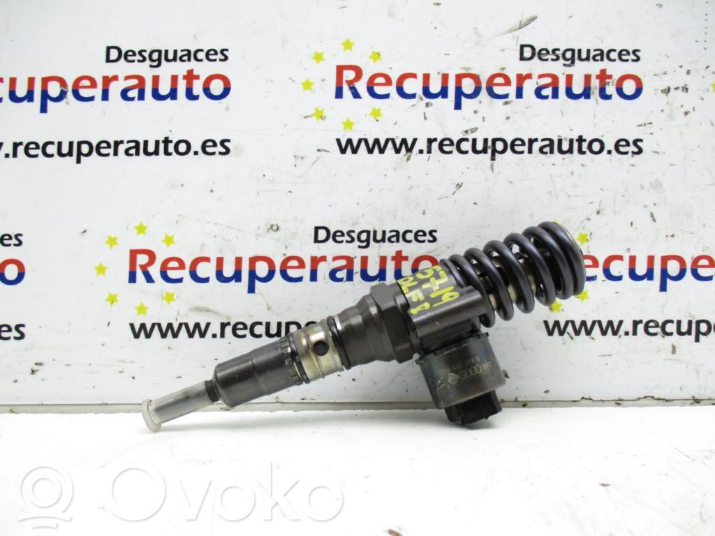Inyector de combustible   03G130073B