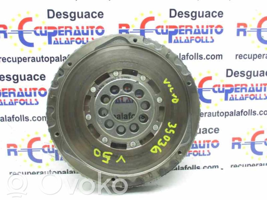 Volvo V50 Divmasu spararats 