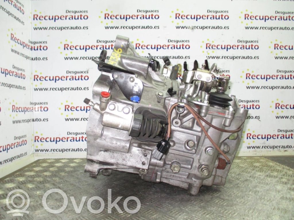 Manual 5 speed gearbox