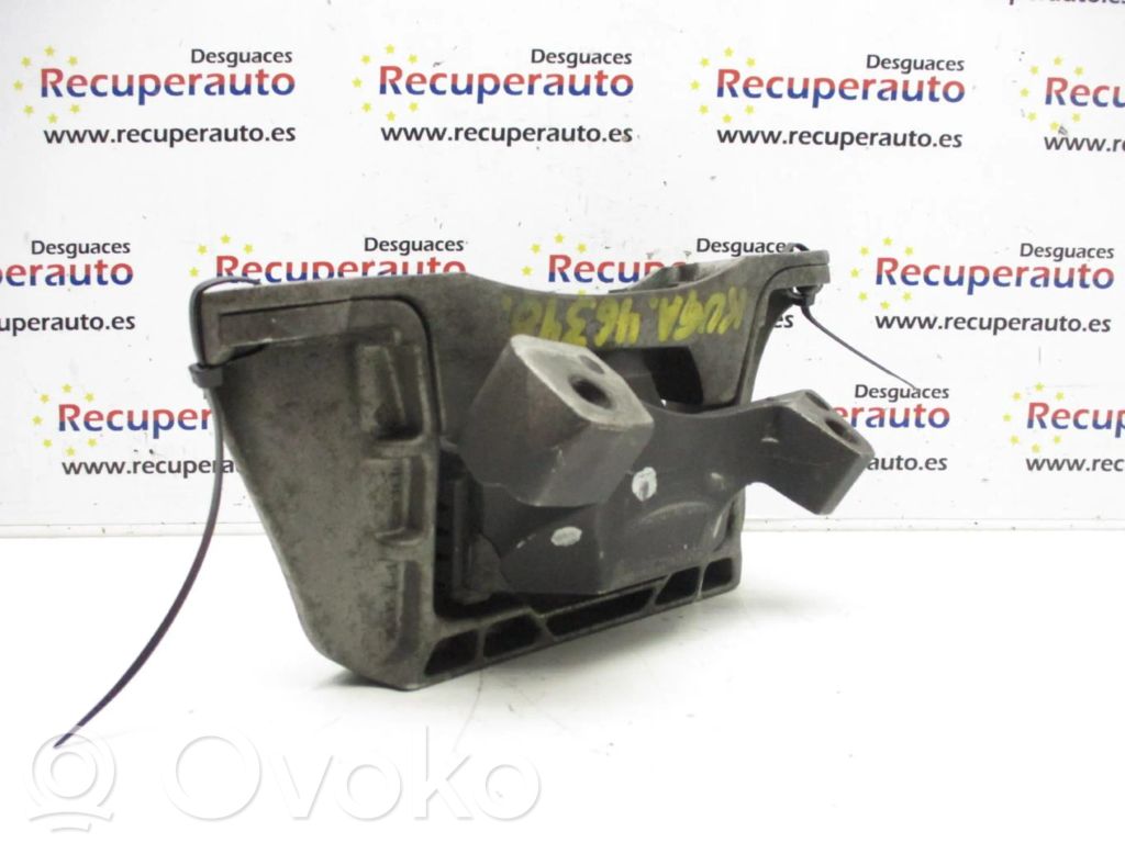 Ford Kuga I Engine mounting bracket 