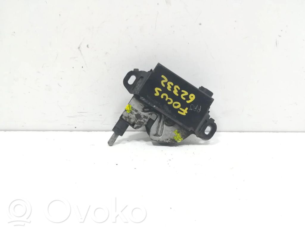 Tie down hook / loop   XS4116700CF