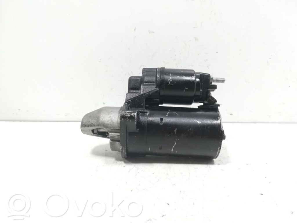 Opel Corsa D Starteris 