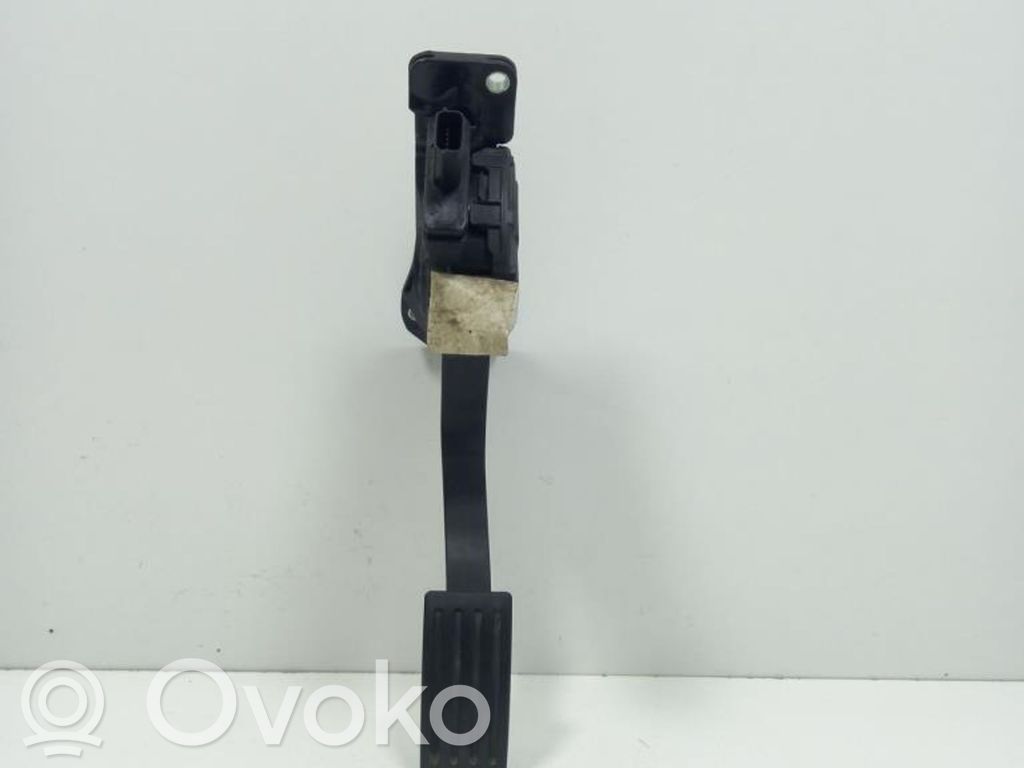 Accelerator throttle pedal   EV619F836AA