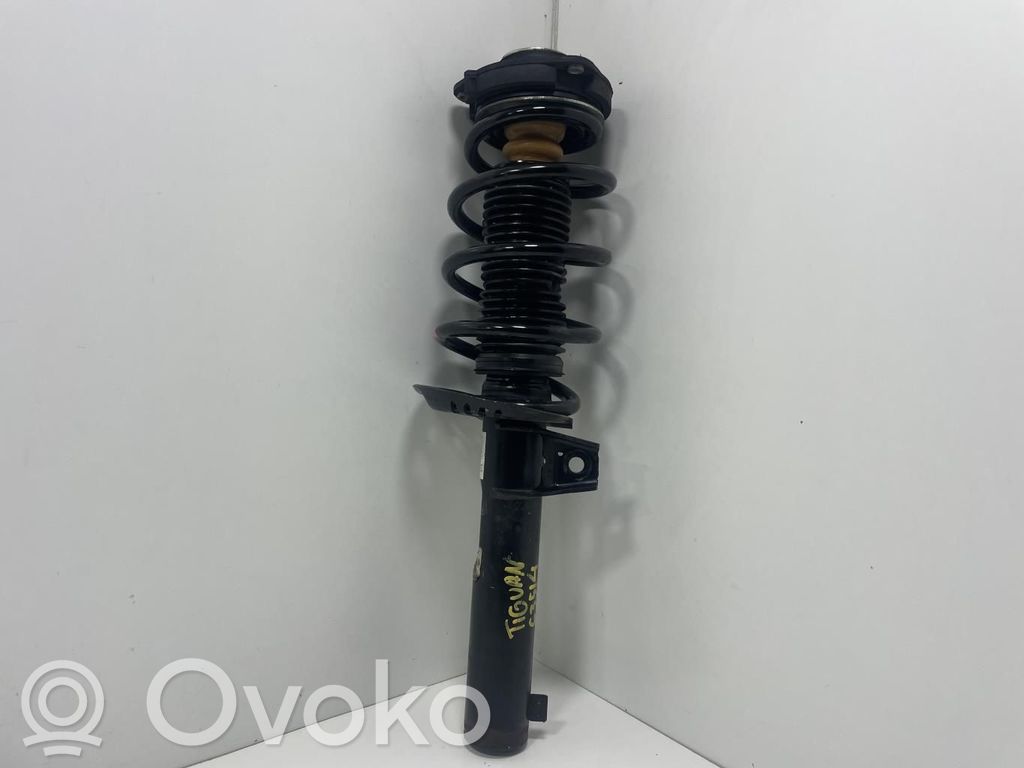 Volkswagen Tiguan Amortyzator przedni 