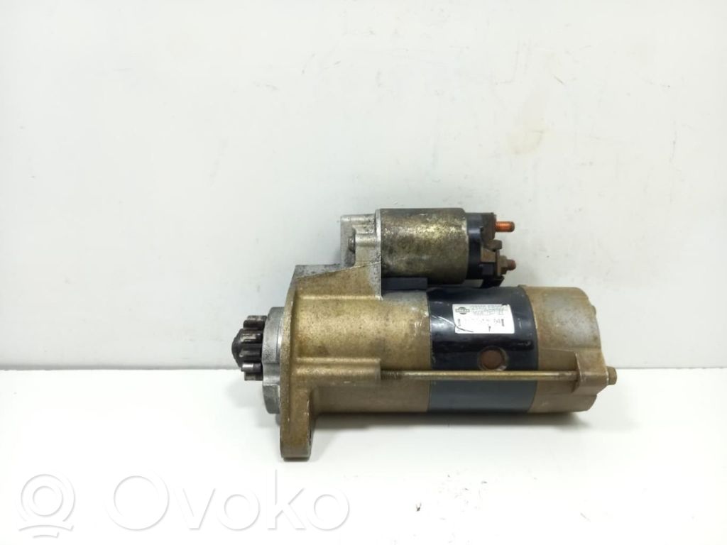 Motor de arranque   23300EB300