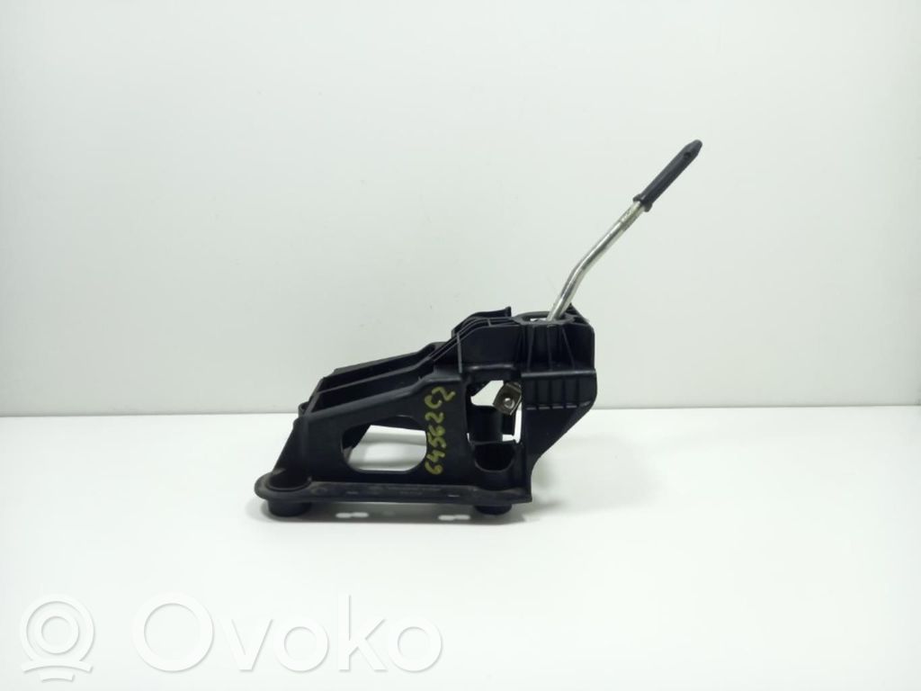 Pavarų perjungimo traukė   9680192380