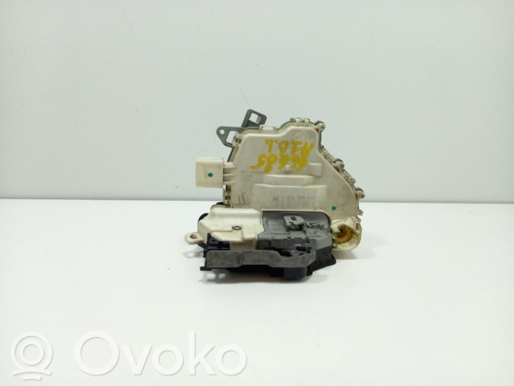 Etuoven lukko   8J1837015C